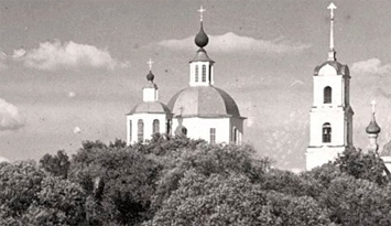 Храм Святой Троицы в Николаевском Клобуковом монастыре Кашина